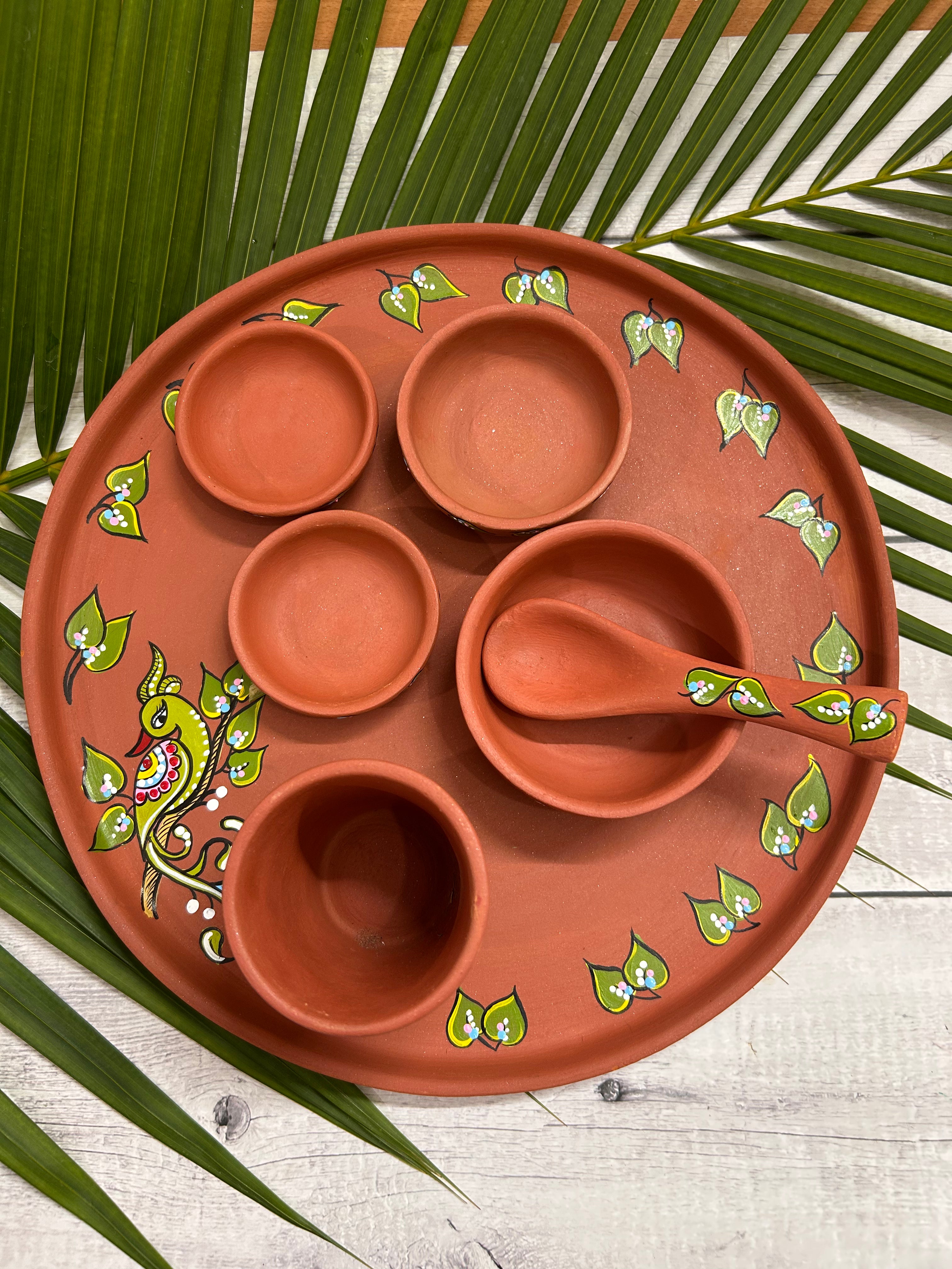 The Parrot Garden Thal Set