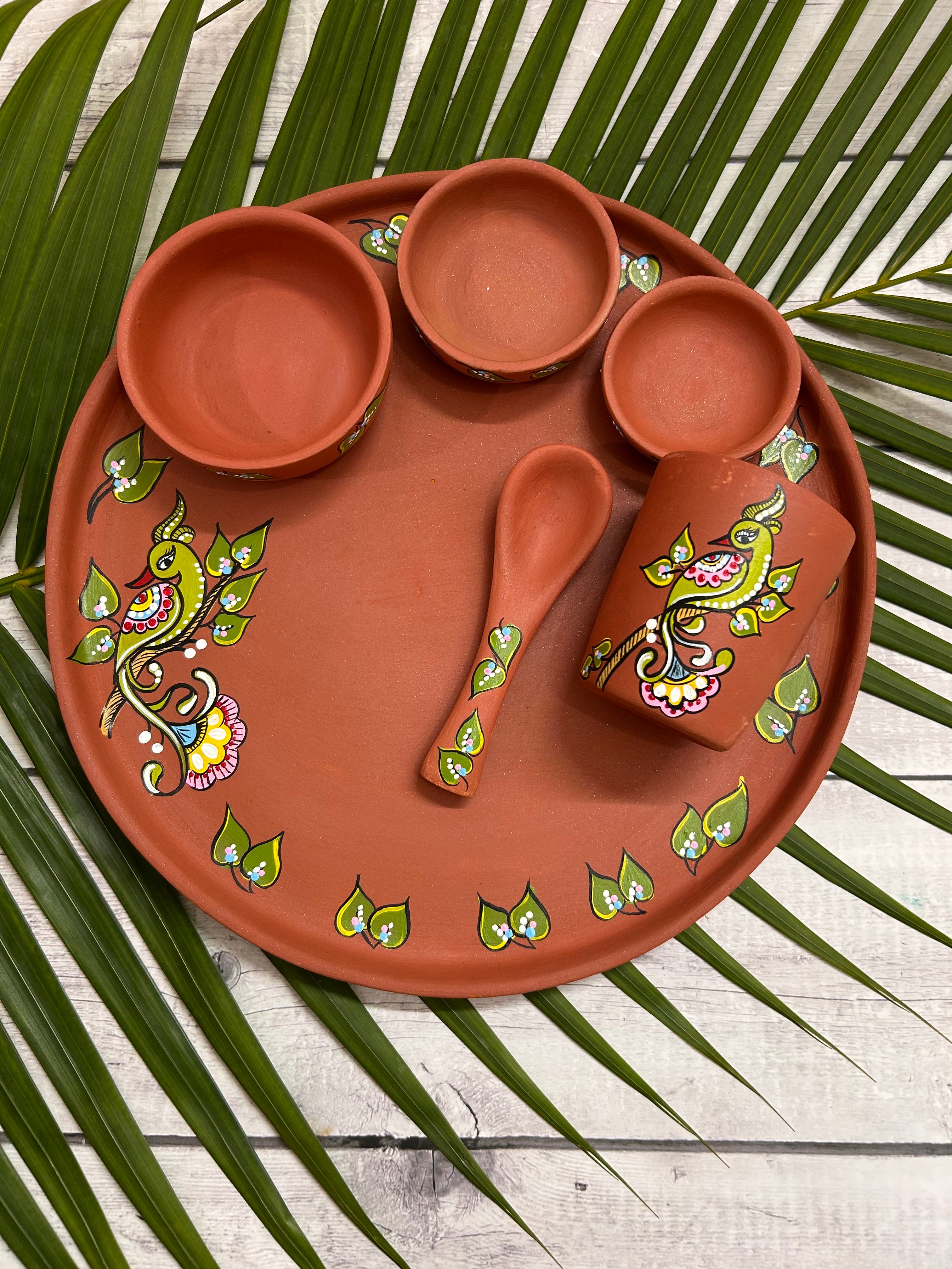 The Parrot Garden Thal Set
