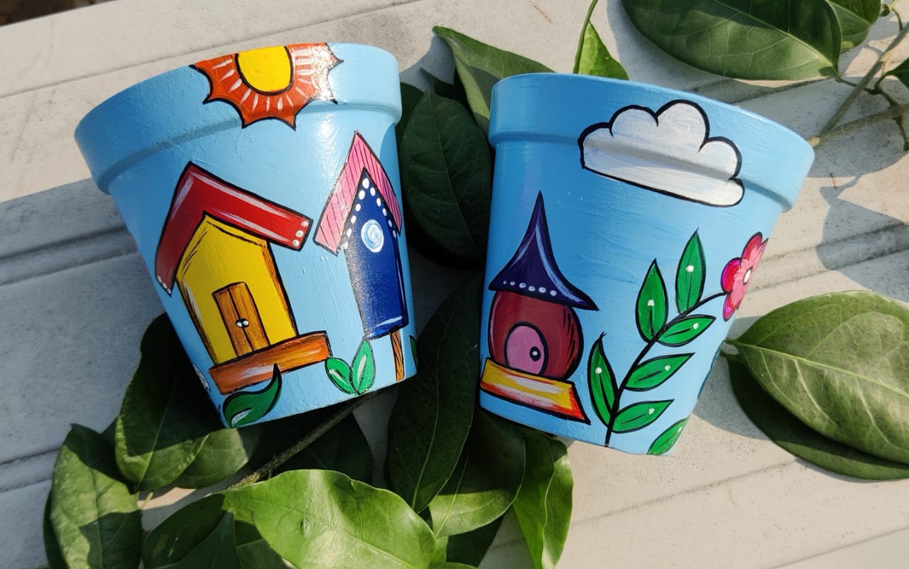 Sunny Buzz Planter