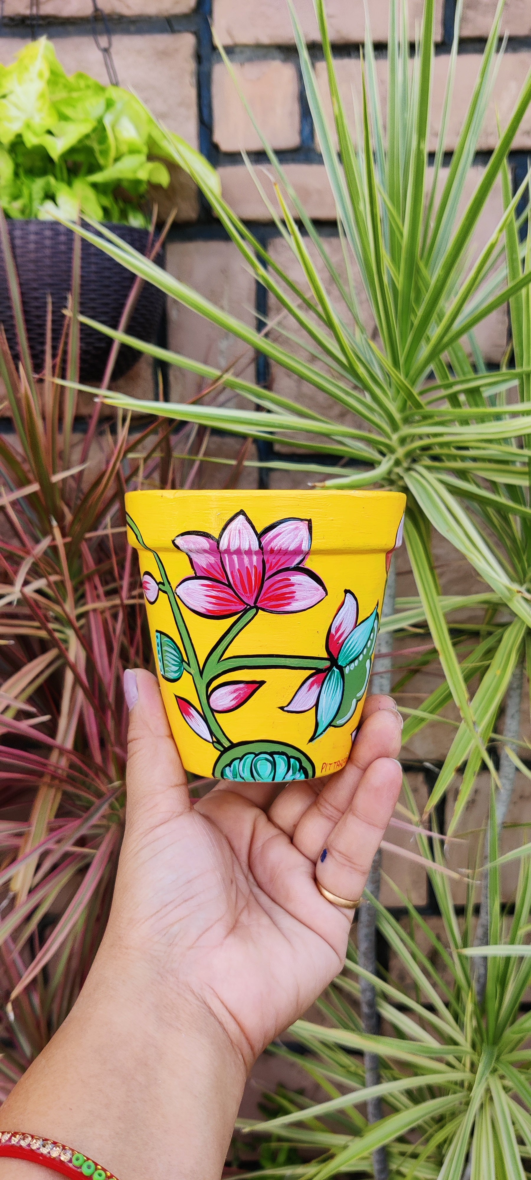 Pitchwai Yellow Cow Planter